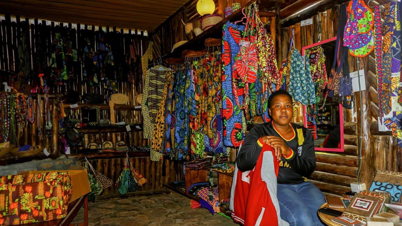 Bunyonyi Overland Resort Kabale Exteriör bild