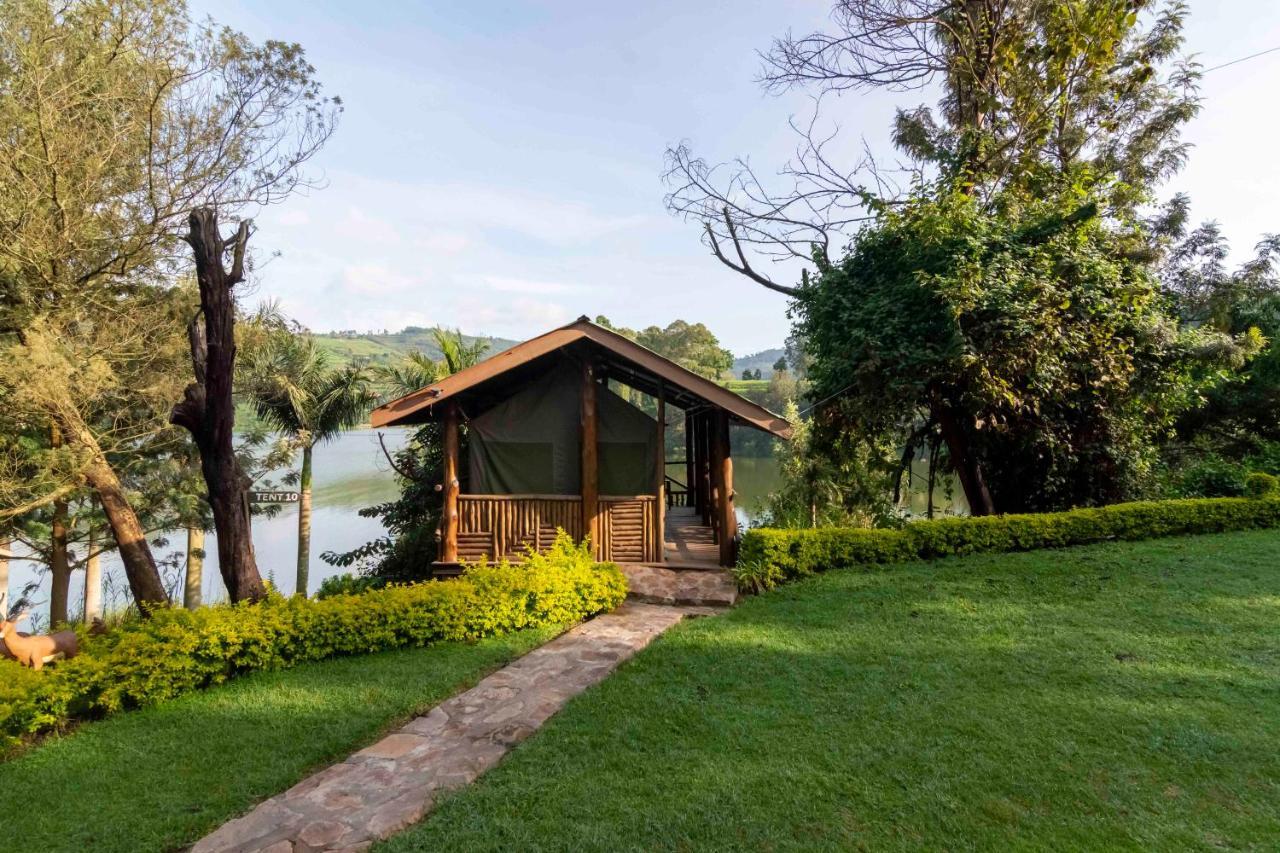 Bunyonyi Overland Resort Kabale Exteriör bild