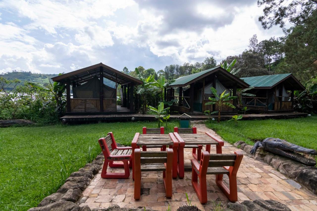 Bunyonyi Overland Resort Kabale Exteriör bild