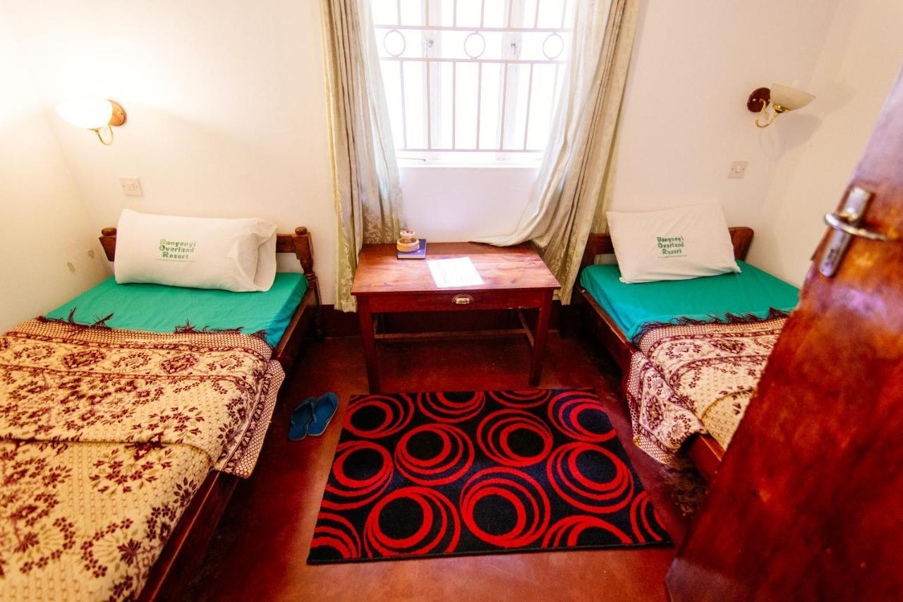 Bunyonyi Overland Resort Kabale Exteriör bild