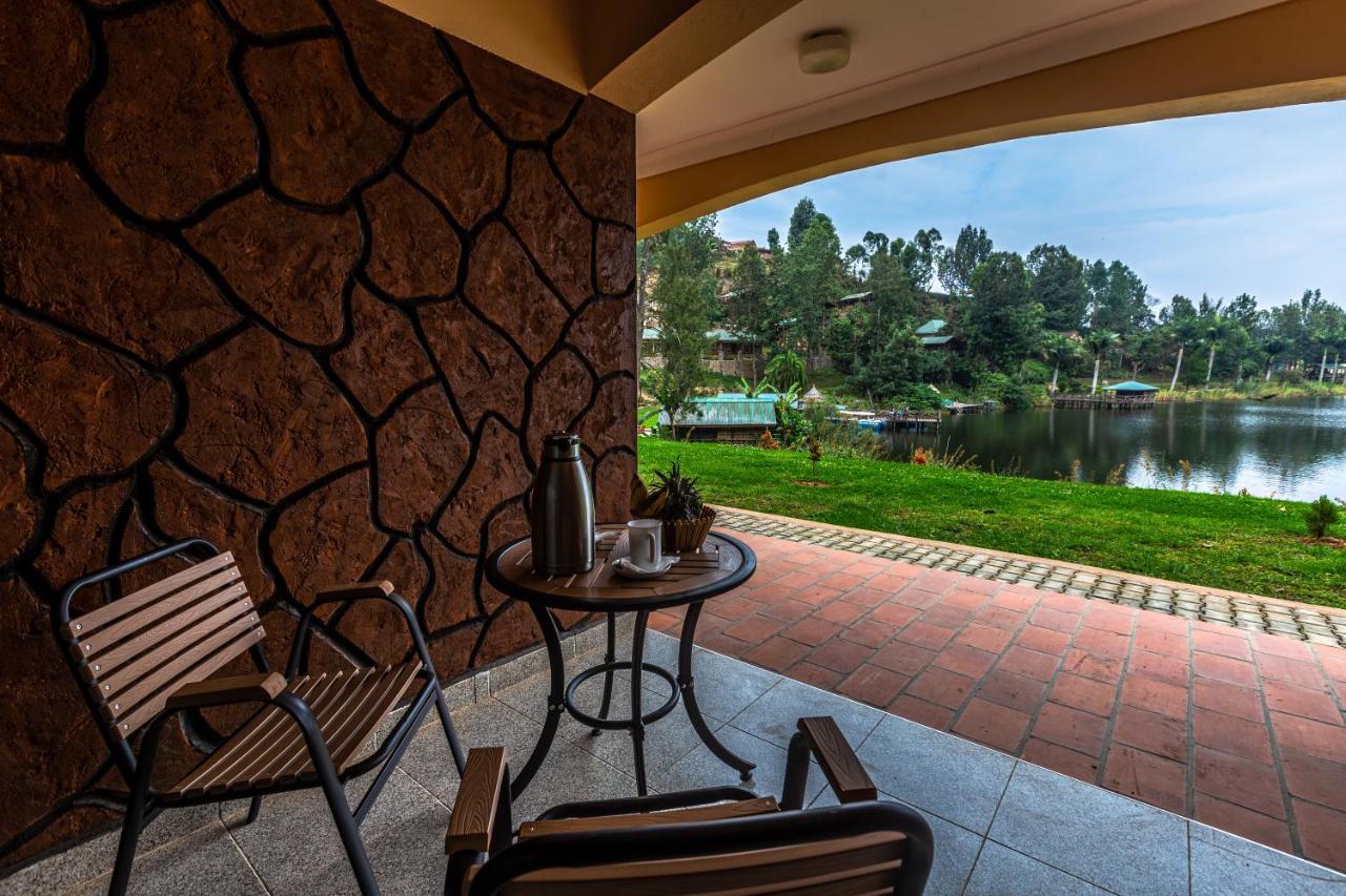 Bunyonyi Overland Resort Kabale Exteriör bild