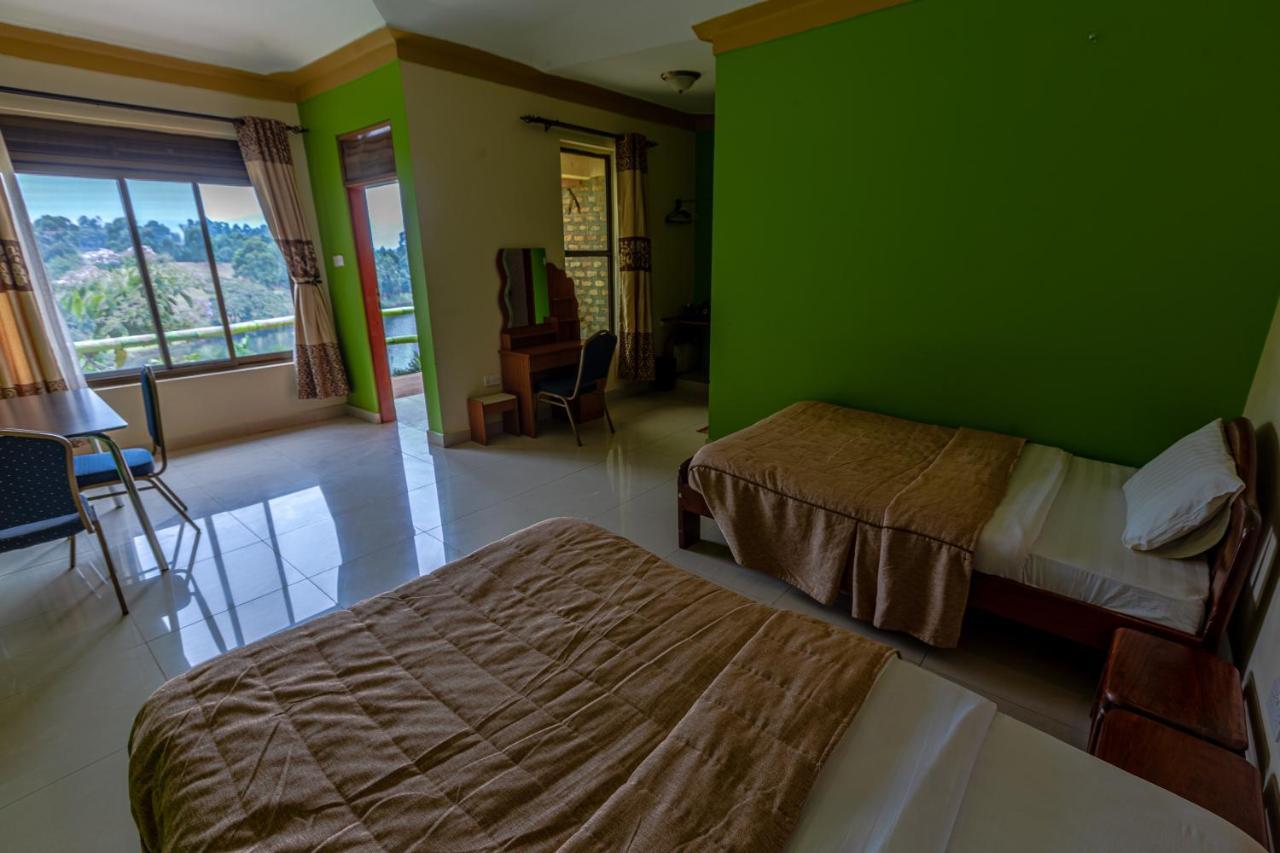 Bunyonyi Overland Resort Kabale Exteriör bild